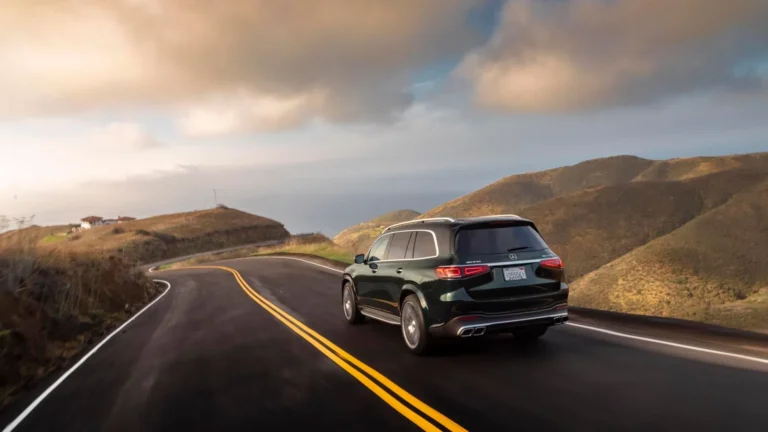 Luxury Travel From Vancouver to Whistler: What a Black Car Service Offers