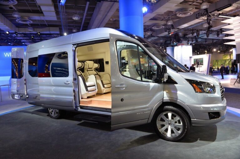 Wine Tours From Vancouver Why Chauffeur Services Enhance the Experience