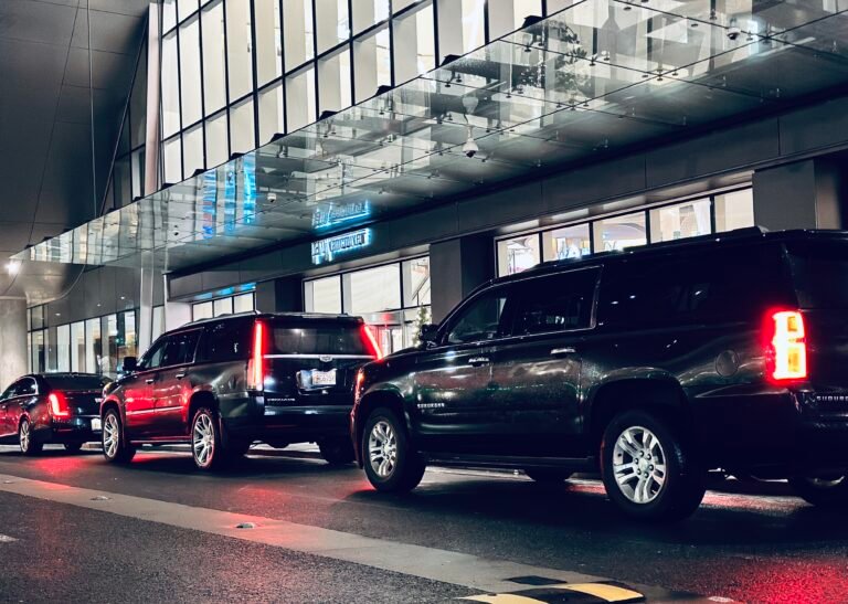 VIP Travel in Vancouver What to Expect From a Professional Black Car Service